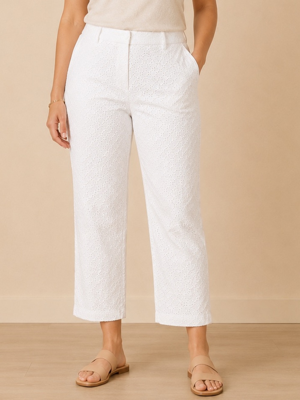 Ann Taylor Curvy Fit White Eyelet Ankle Pants Size 8 Cotton Lined